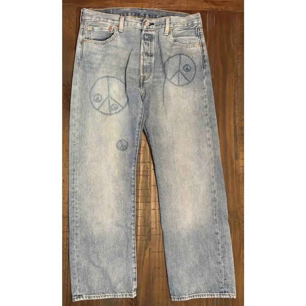 Levis celebrate 150